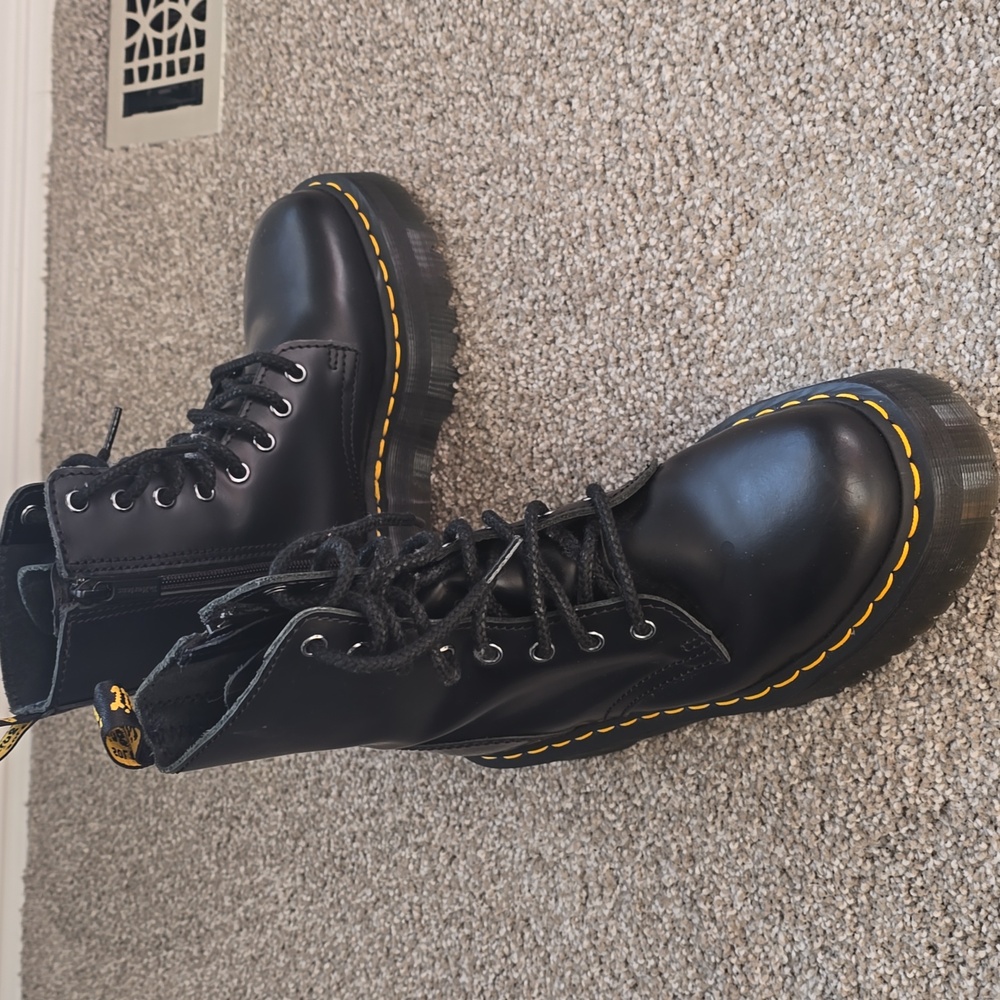 Dr. Martens Womens Black Combat Boots with Yellow Stitching Size 7